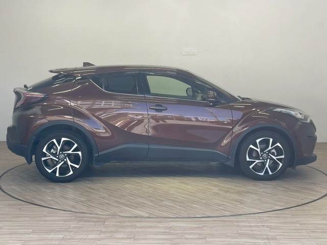 トヨタ C-HR