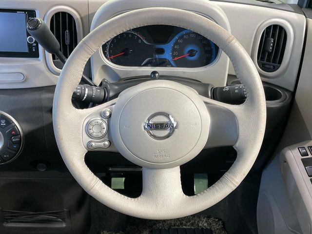 日産 キューブ