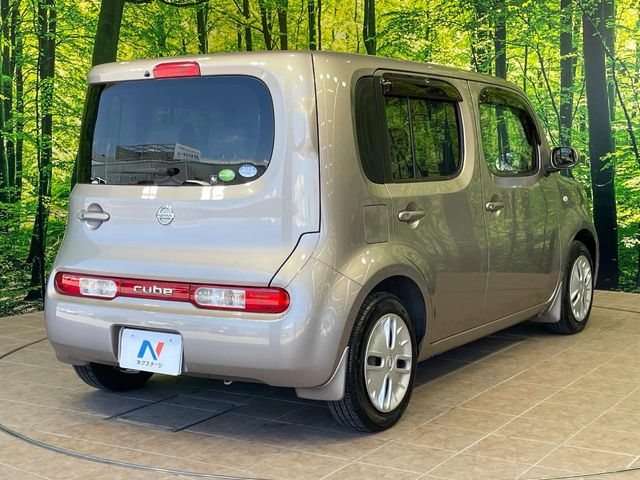 日産 キューブ