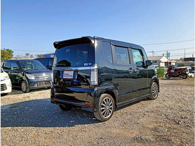 ホンダ N-BOX