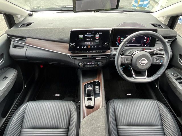 日産 ノートオーラ