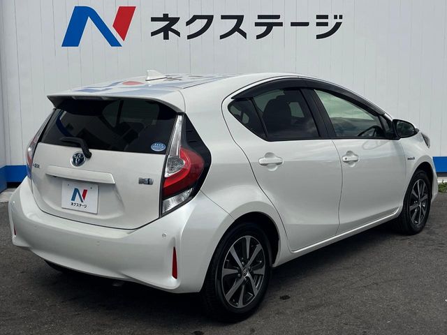 トヨタ アクア