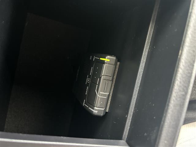 トヨタ プリウスPHV