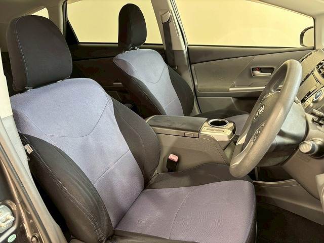 トヨタ プリウスα