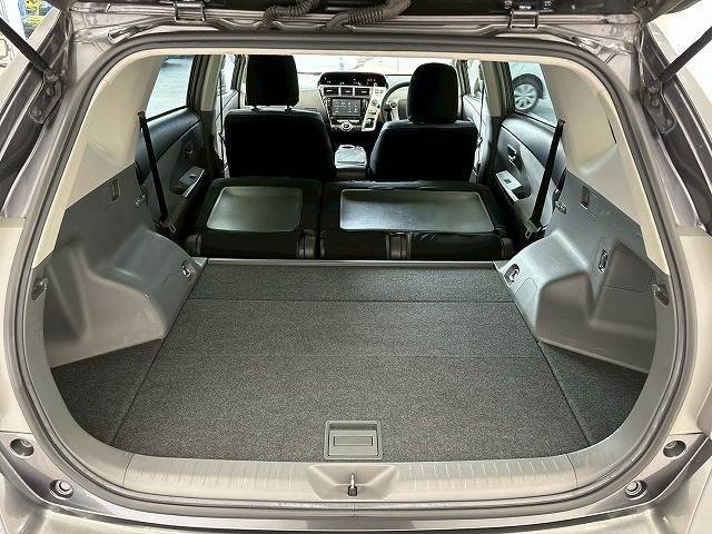 トヨタ プリウスα