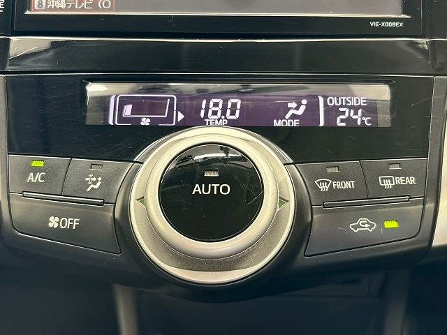 トヨタ プリウスα