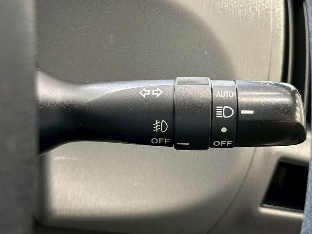 トヨタ プリウスα