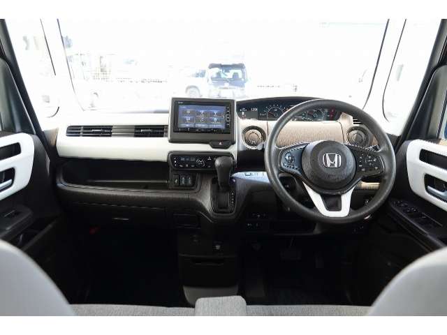ホンダ N-BOX