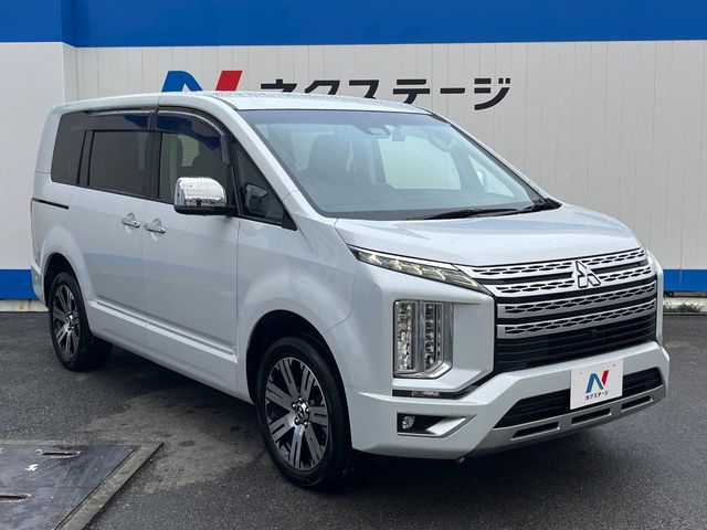 三菱 デリカD：5