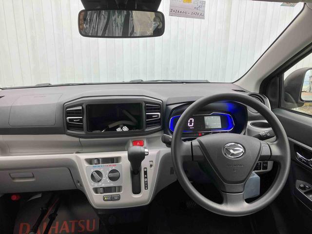 ダイハツ ミライース