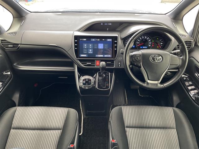 トヨタ ヴォクシー