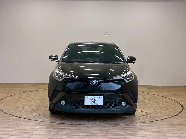 トヨタ C-HR
