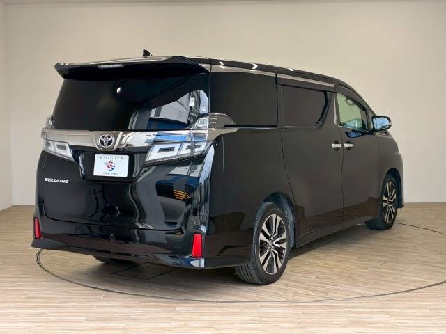 トヨタ ヴェルファイア