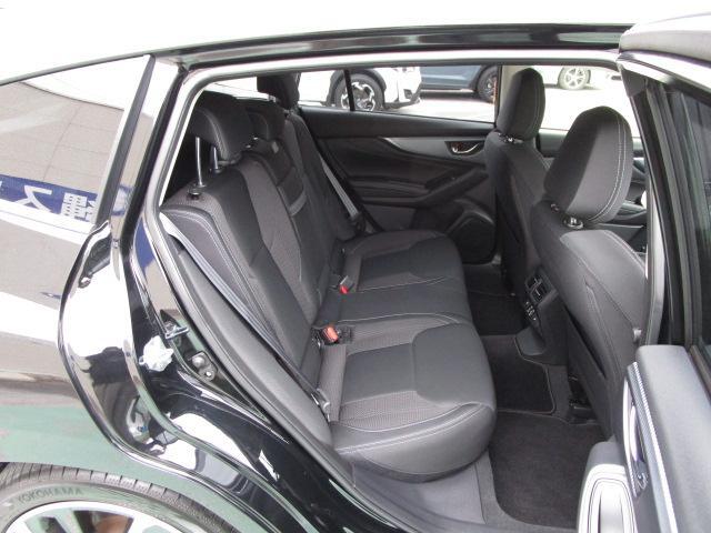 スバル レヴォーグ