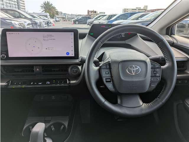 トヨタ プリウス