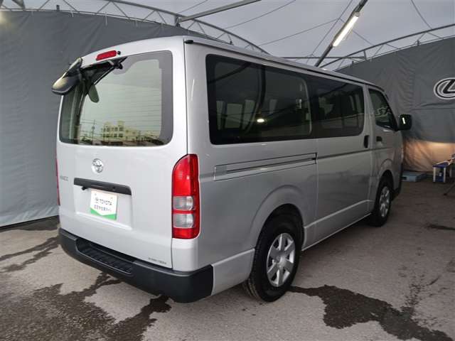 トヨタ ハイエースバン