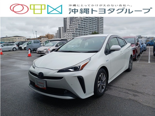 トヨタ プリウス