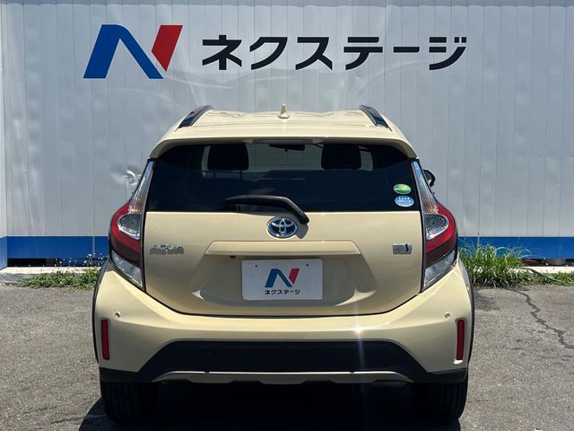 トヨタ アクア