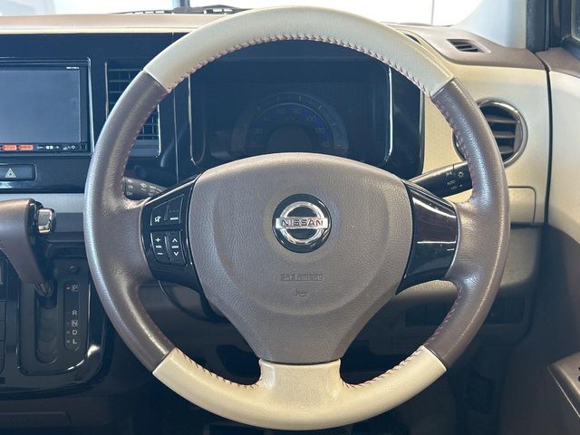 日産 モコ