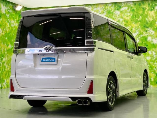 トヨタ ヴォクシー