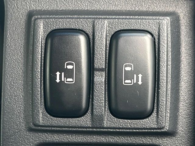 三菱 デリカD：5