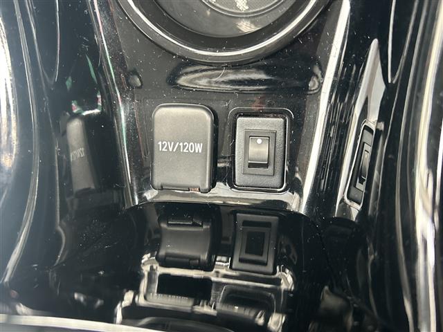 トヨタ プリウスPHV