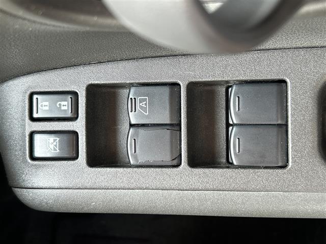 日産 キューブ