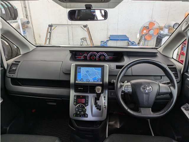 トヨタ ヴォクシー