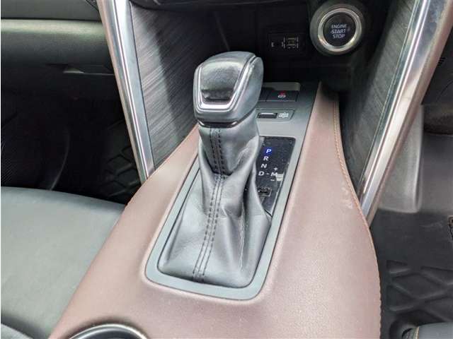 トヨタ ハリアー