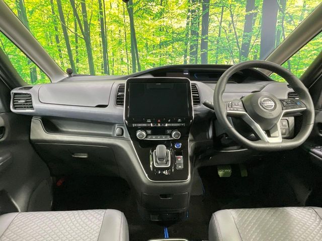 日産 セレナ