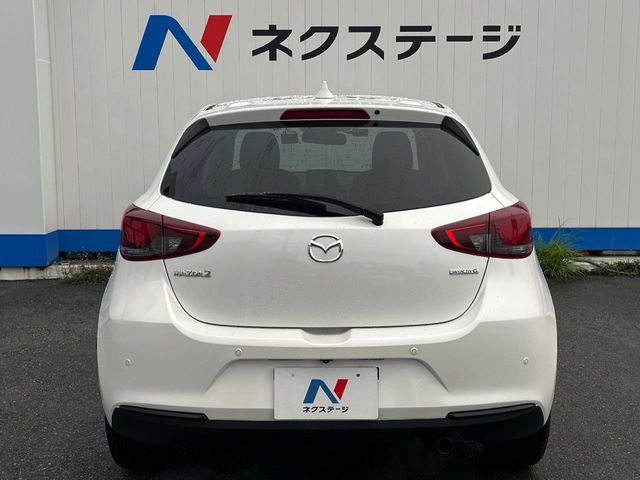 マツダ MAZDA2