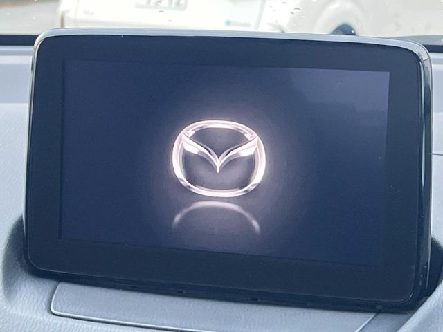 マツダ MAZDA2