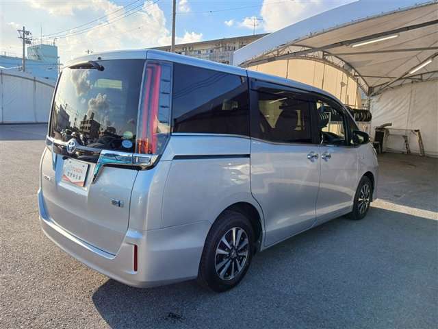 トヨタ エスクァイア