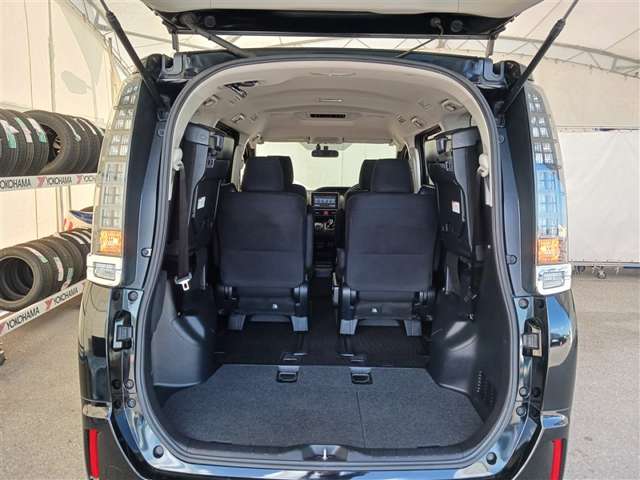 トヨタ ヴォクシー