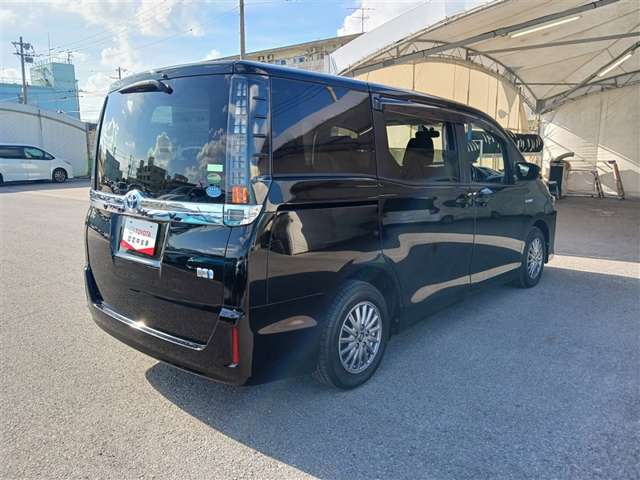 トヨタ ヴォクシー