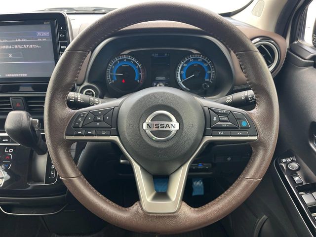 日産 デイズ