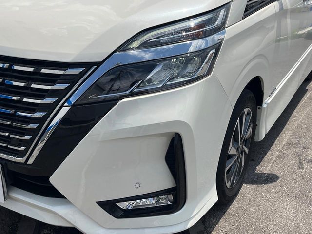 日産 セレナ