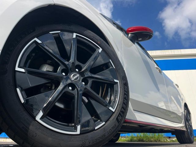 日産 ノートオーラ