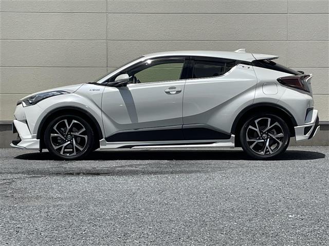 トヨタ C-HR