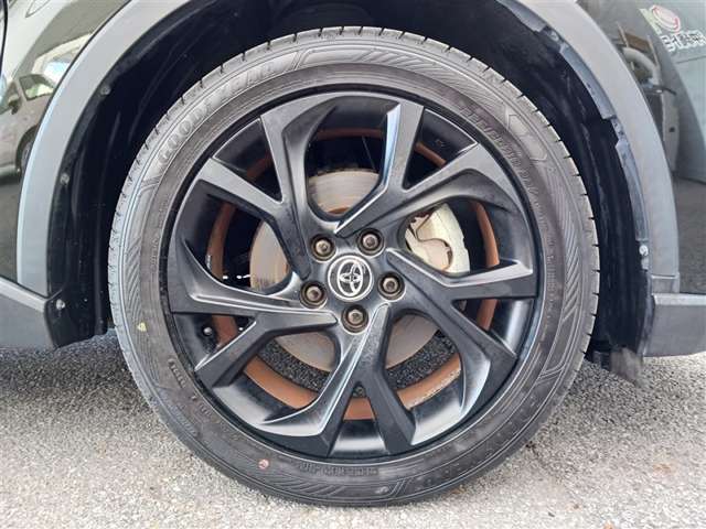 トヨタ C-HR