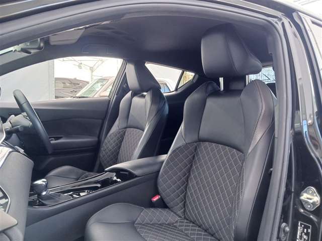 トヨタ C-HR