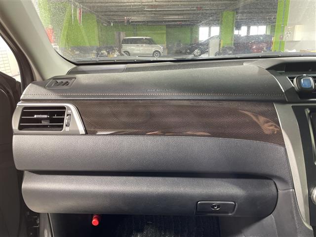 トヨタ カムリハイブリッド