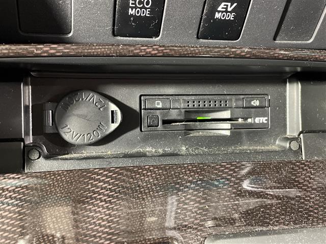 トヨタ カムリハイブリッド