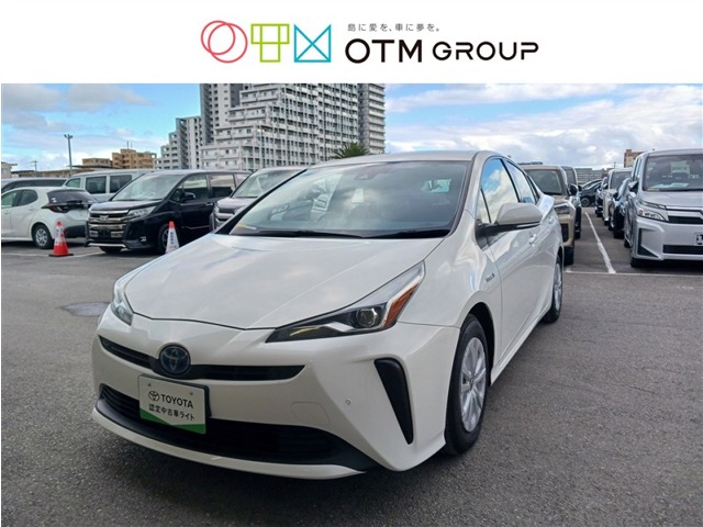 トヨタ プリウス