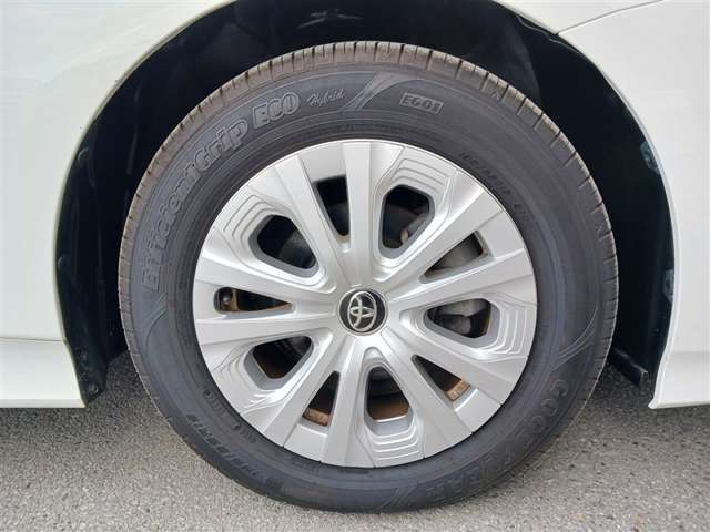 トヨタ プリウス