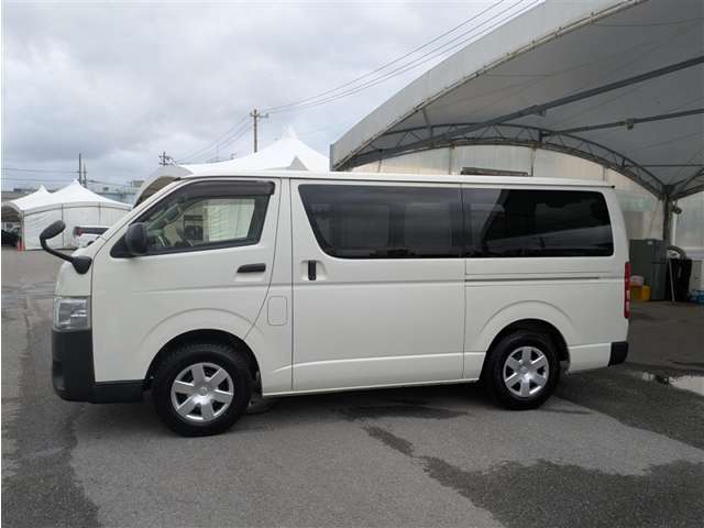 トヨタ ハイエースバン