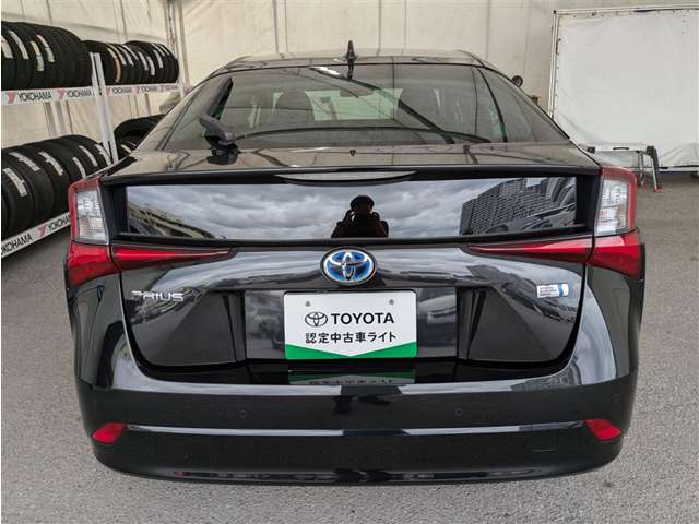 トヨタ プリウス