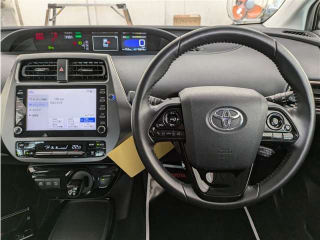 トヨタ プリウス