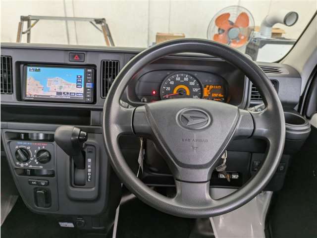 ダイハツ ハイゼットカーゴ