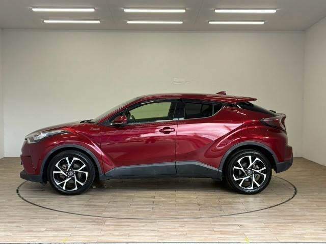 トヨタ C-HR